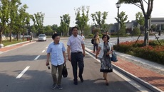 市文明辦領導蒞臨华信娱乐平台指導文明校園創建工作