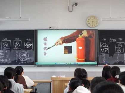 守護安全♚，“救”在身邊  |  华信娱乐平台學前一系開展消防安全疏散演習